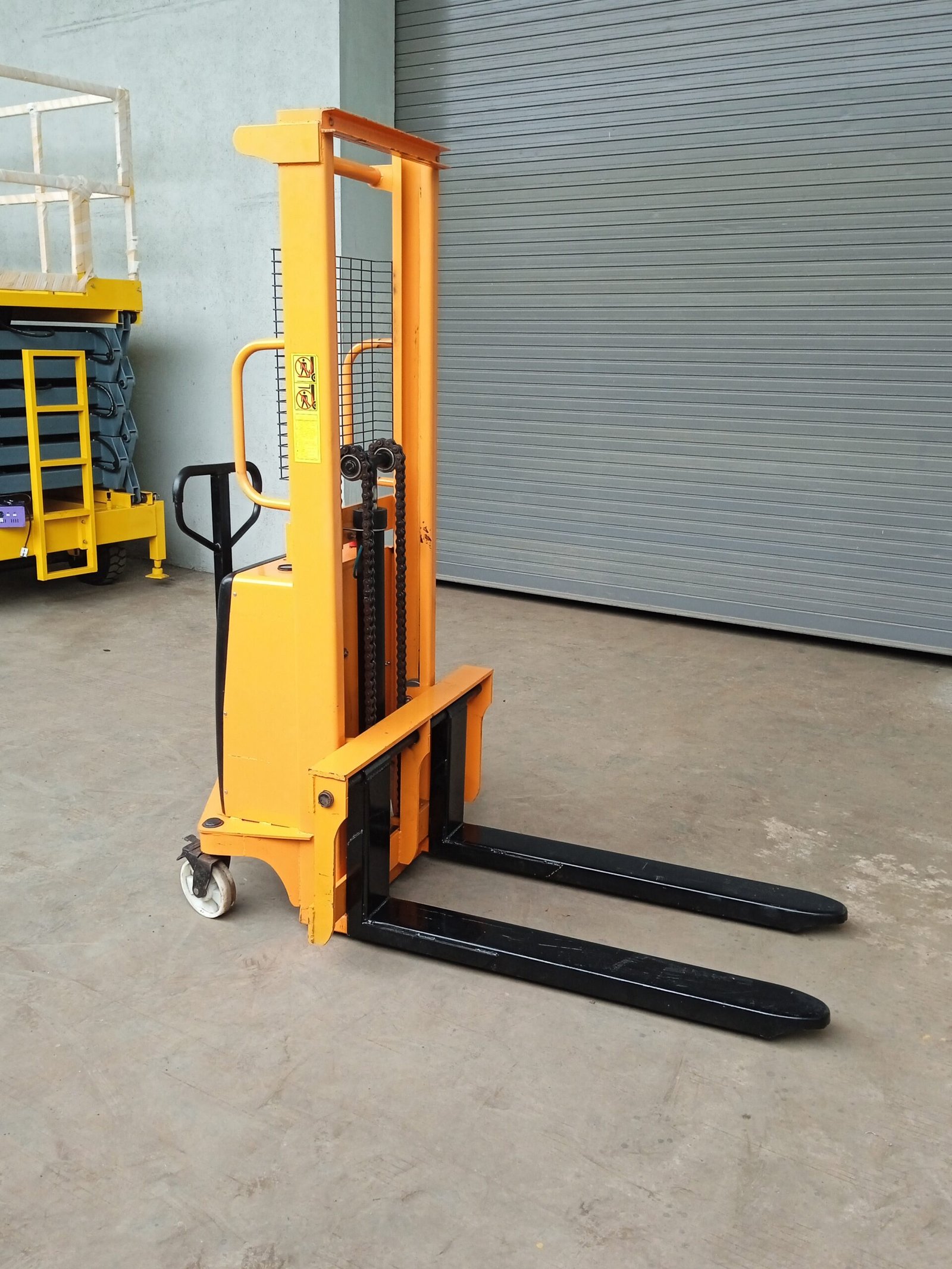 Electric Pallet Stacker